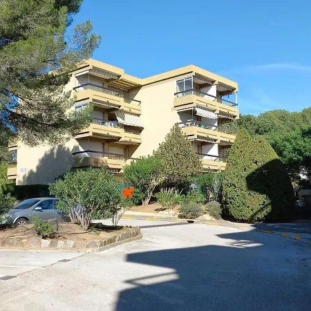 T1 Climatise Avec Jardin, Piscine, Tennis, A 750m De La - Parc Des Oliviers - Fr-1-610-85