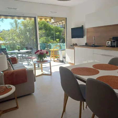 T1 Climatise Avec Jardin, Piscine, Tennis, A 750m De La - Parc Des Oliviers - Fr-1-610-85 * Bormes-les-Mimosas
